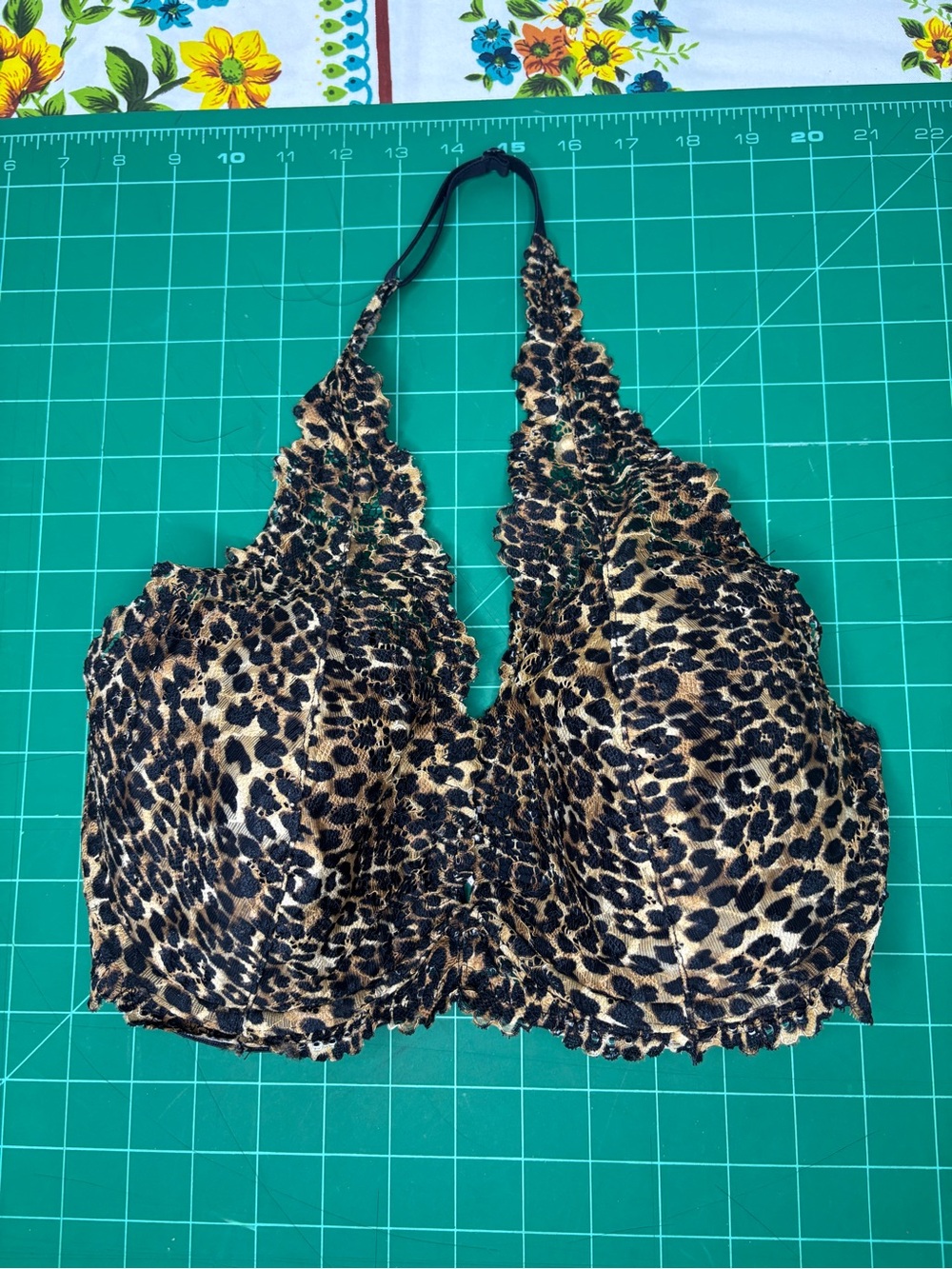 La SENZA Leopard Print Lace Halter Bralette 33DD Brown & Black Removable Pushups